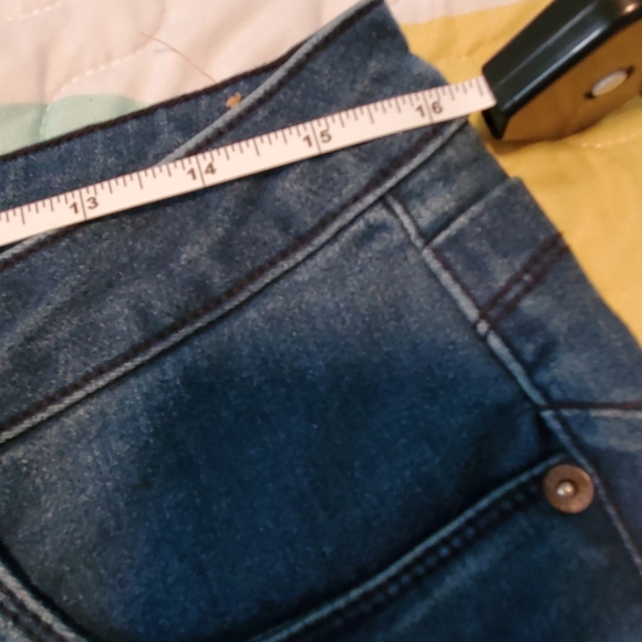 Jeans with booty lift. 🍑 - Picture 5 of 7